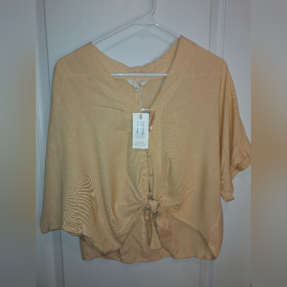 NWT/Sim & Sam / womens short sleeve top / color: blush /small
